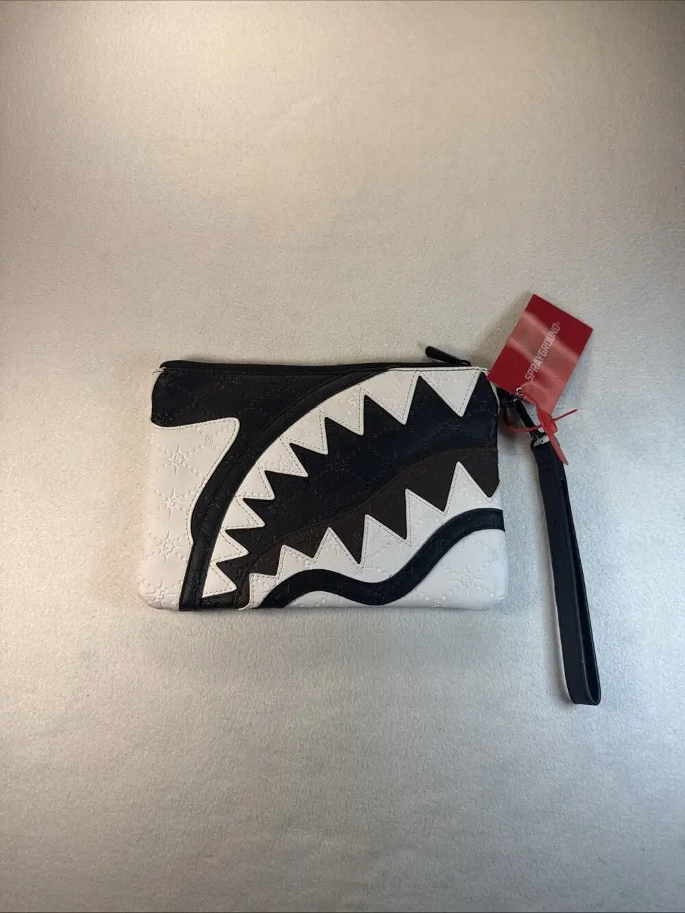 Sprayground SHARKS IN PARIS HYPER PUFF WALLET - NEW w/ Tags Limited Edition